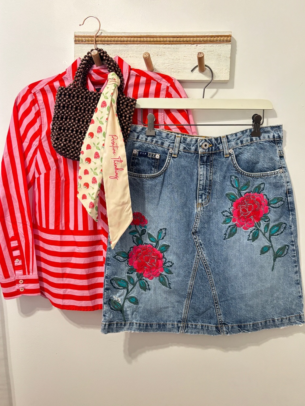 Y2K Express Bleus Embroidered denim mini skirt